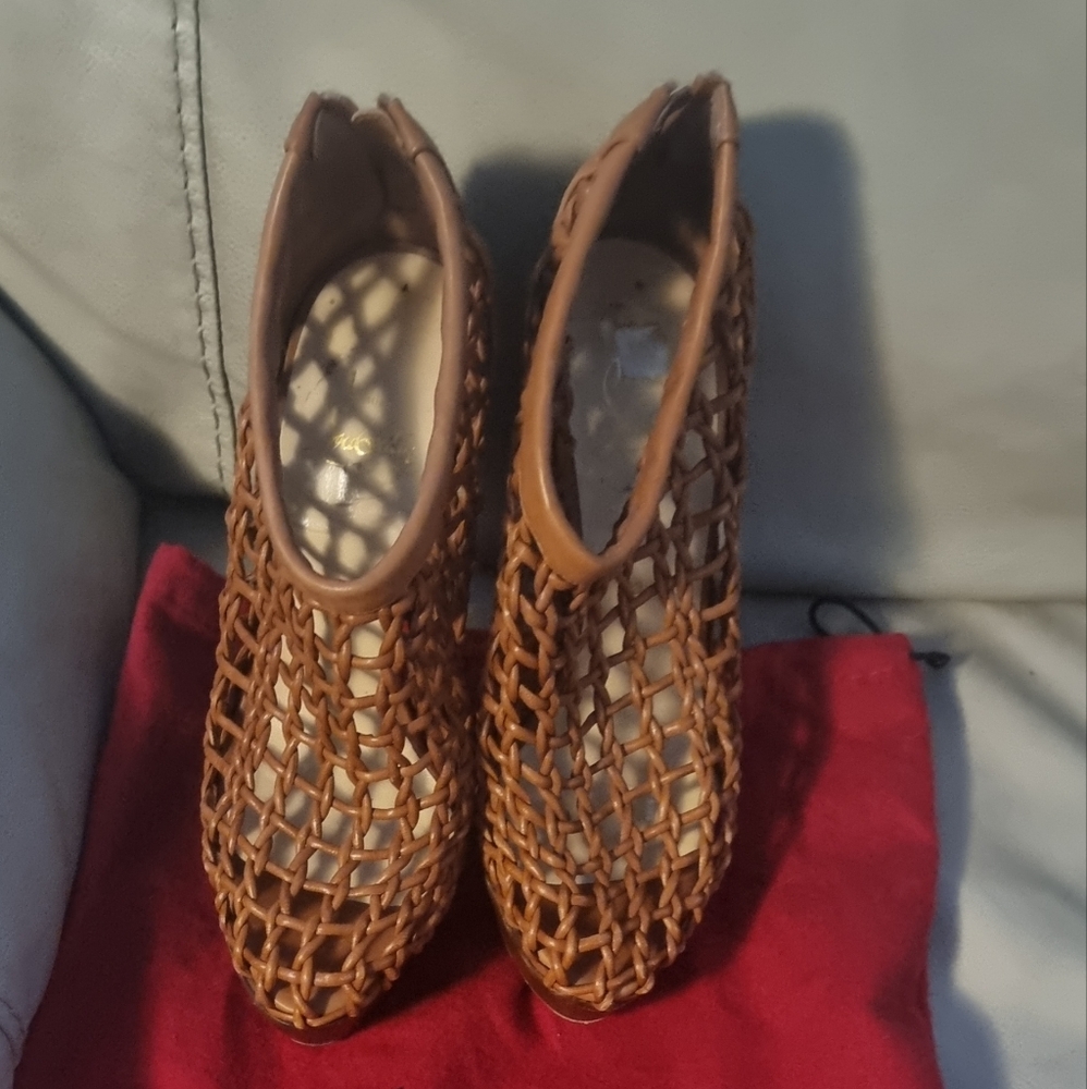 Christian Louboutin Heels - 37